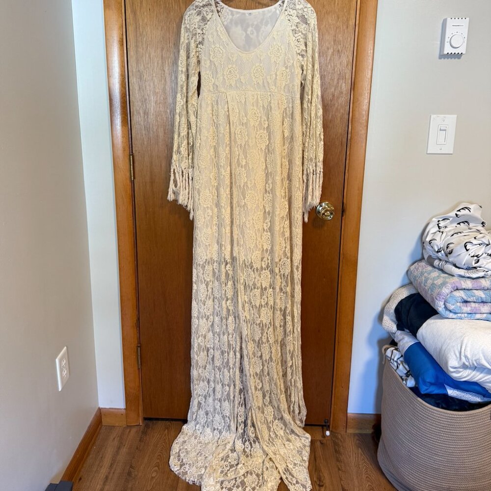 BOHO lace long Dress with slit for photo shoot, maternity glam pictures offwhite - Picture 2 of 4